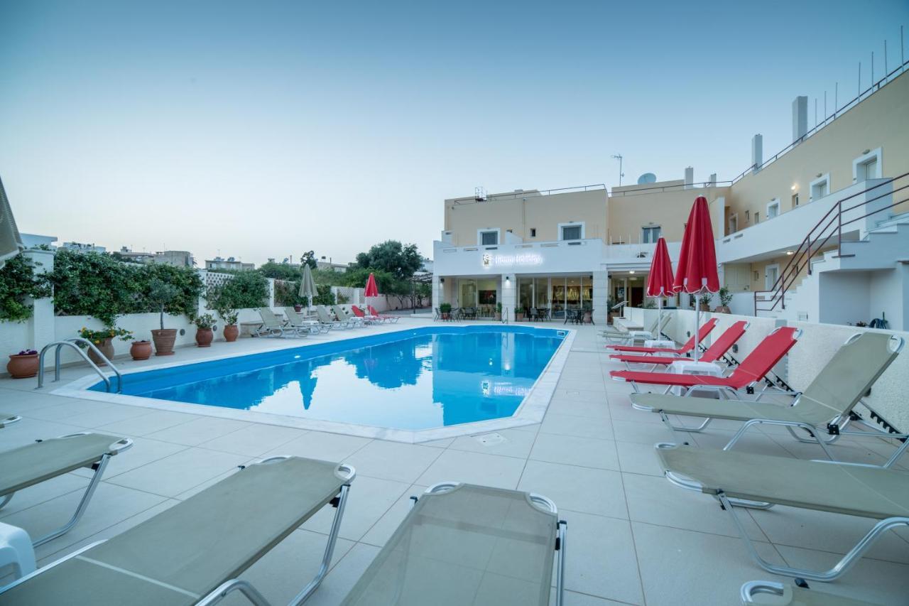 Hiona Holiday Hotel Palekastro Buitenkant foto
