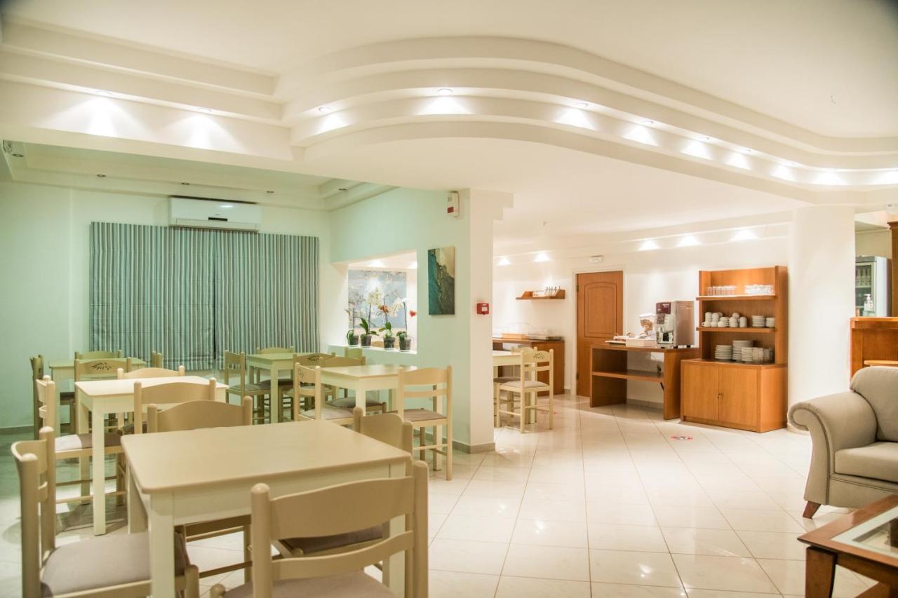 Hiona Holiday Hotel Palekastro Buitenkant foto