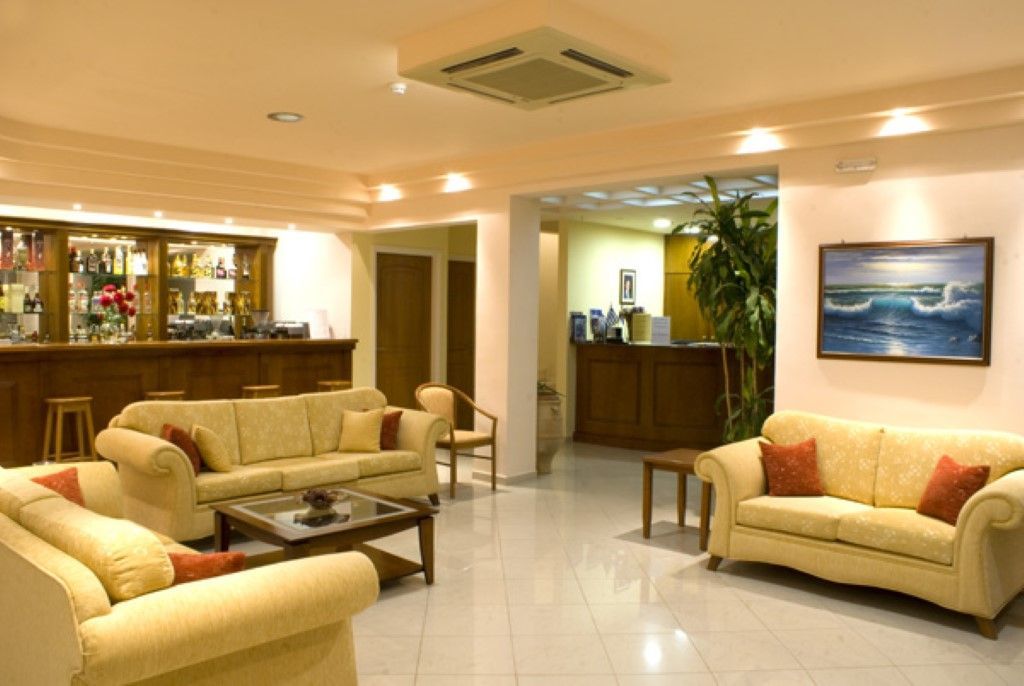 Hiona Holiday Hotel Palekastro Buitenkant foto