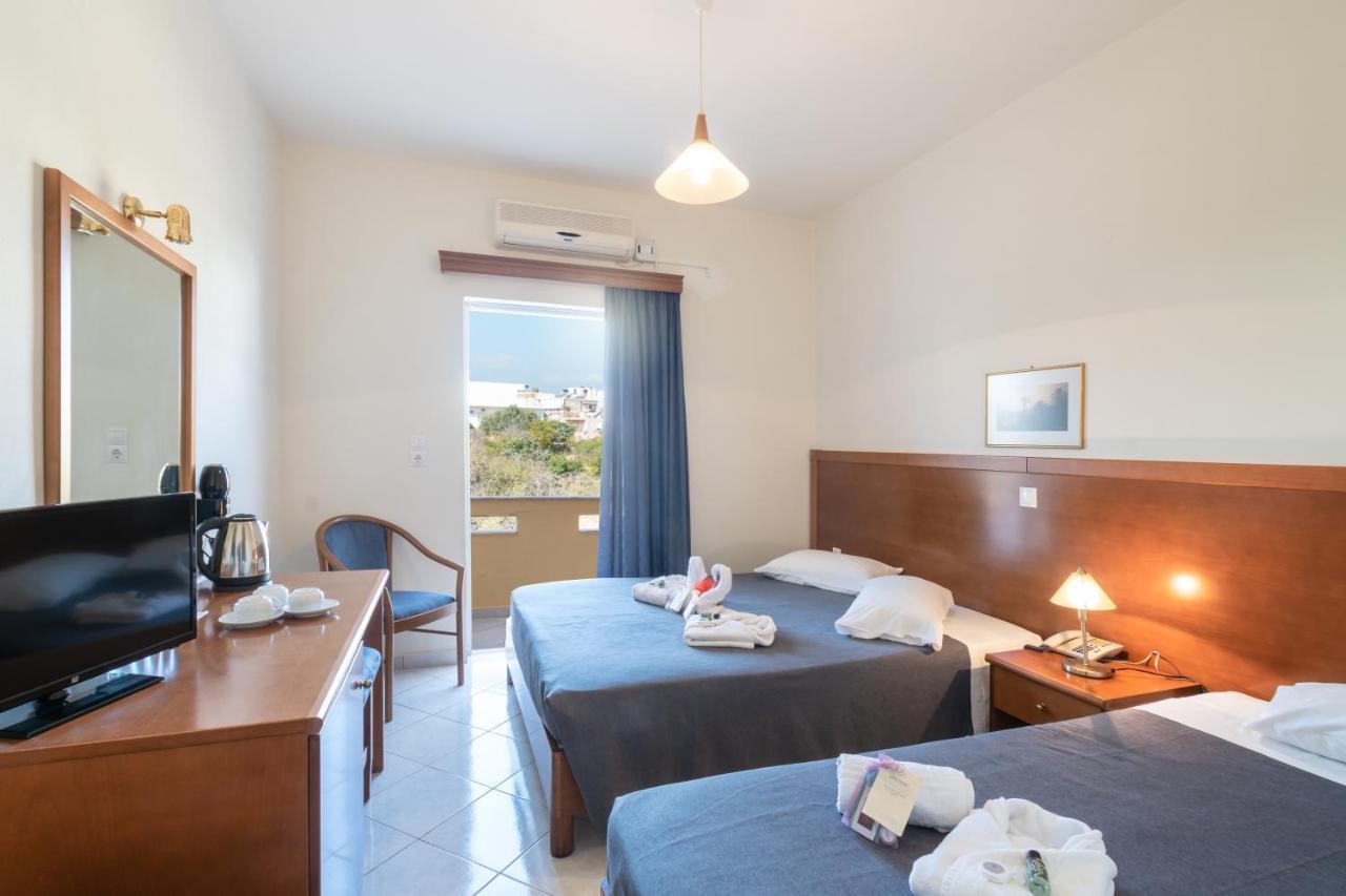 Hiona Holiday Hotel Palekastro Buitenkant foto