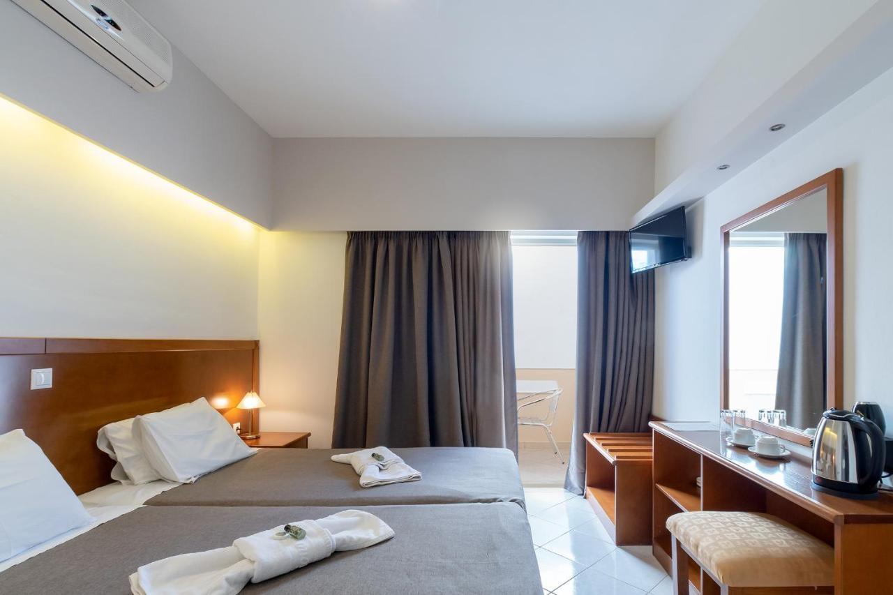 Hiona Holiday Hotel Palekastro Buitenkant foto